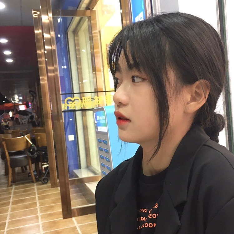静静子-福建省·泉州市·洛江区-快手-五官端正 会穿搭 喜欢拍照 会修图出图快
喜欢分享图片短视频
想要接寄拍 做淘模 态度也很好