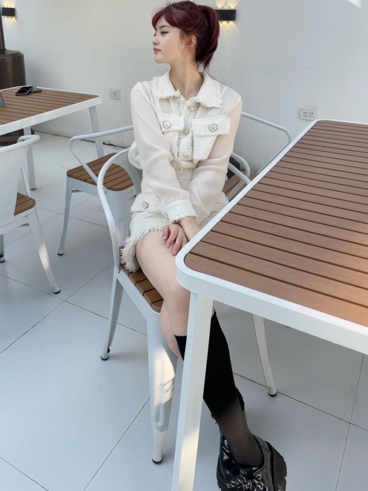 好像是Ariana-贵州省·贵阳市·南明区--大家好！我是ariana
你好呀， 平时自己喜欢拍照，镜头感强，擅长修图，认为可以完成这个技能，呈现好的效果，所以想从事这个行业 本人身高170 体重100斤，有适合可以联系我谢谢！
艺名：arian