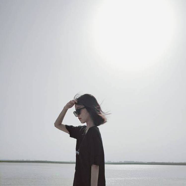 藍莓-河南省·安阳市·殷都区-抖音 微博 *** 淘宝-本人擅长拍照p图 身形较好 可将产品完美展现出它的魅力 合作费用 只要不是免费帮拍多少都可以 快来找我合作吧