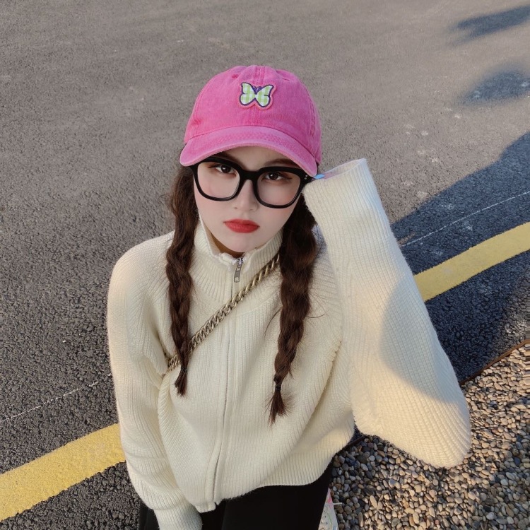 Rachel is working 💻-江苏省·镇江市·丹阳市-烫手老甜心-擅长修图比较爱拍照,根据不同产品换场地拍摄。自身条件可以驾驭各种风格。欢迎砸单