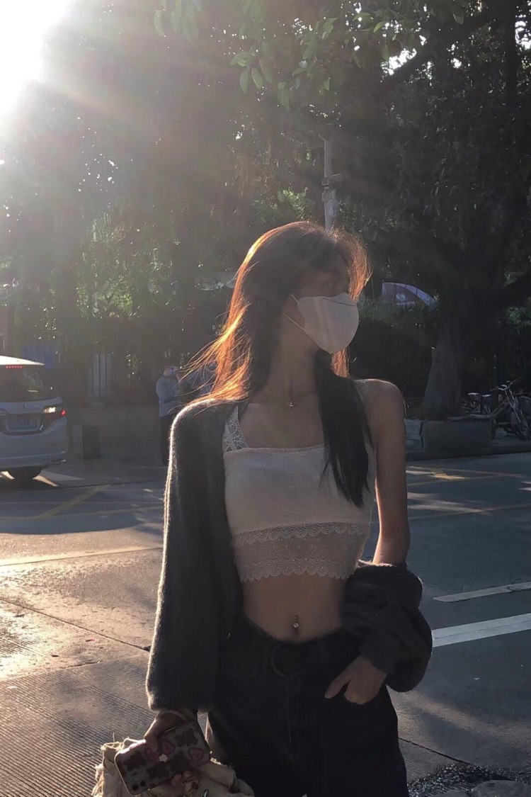 Nil-广东省·深圳市·南山区--接寄拍 网拍 平常喜欢自己拍照探店 身高166 体重88有合适的可以联系我谢谢!