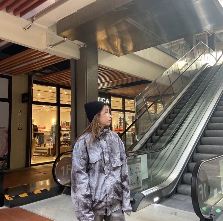 對味吗-江西省·南昌市·青山湖区--主业:学生 偶尔接淘宝网拍 空闲时间多
拍图地方很多 会p图 可以接长期合作
接单范围:买家秀 寄拍 开箱测评