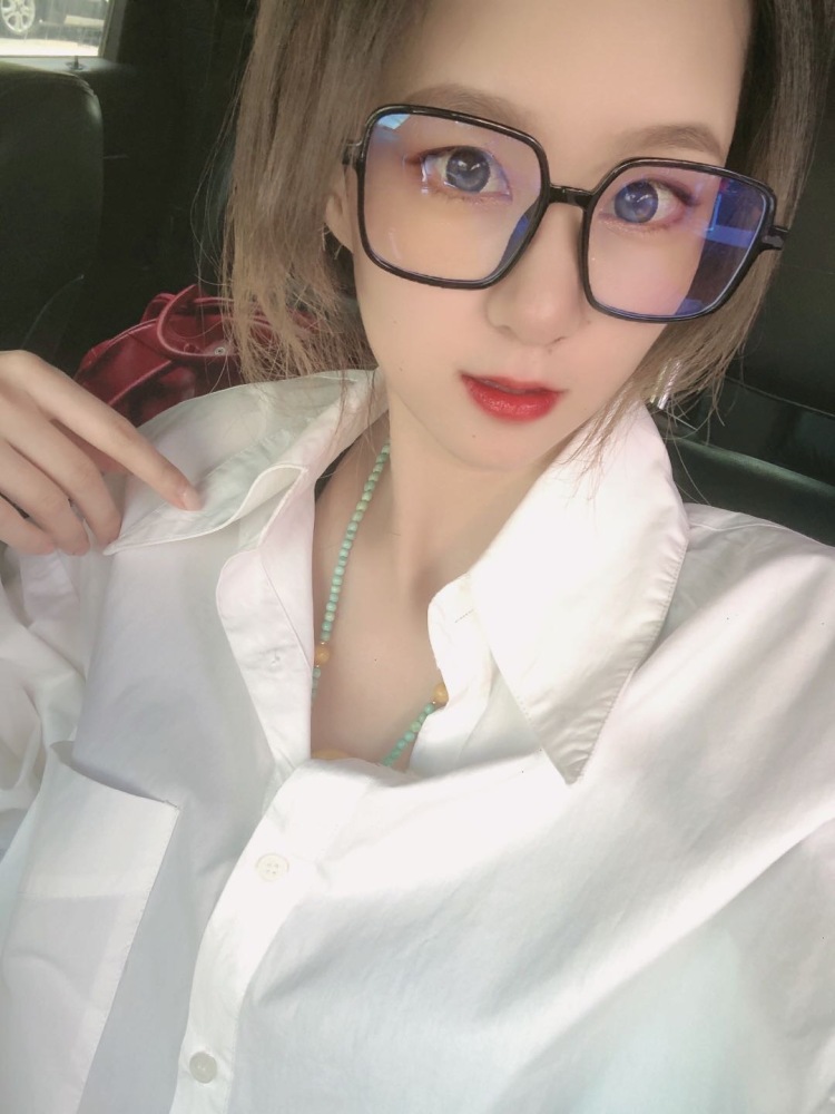 诺诺ོঞ-山东省·威海市·环翠区-抖音 微博 *** 微信-素人一个 萌新吧 因一些情况暂时在家
身高167 体重90
想接一些寄拍 买家秀 测评
谢谢大家
