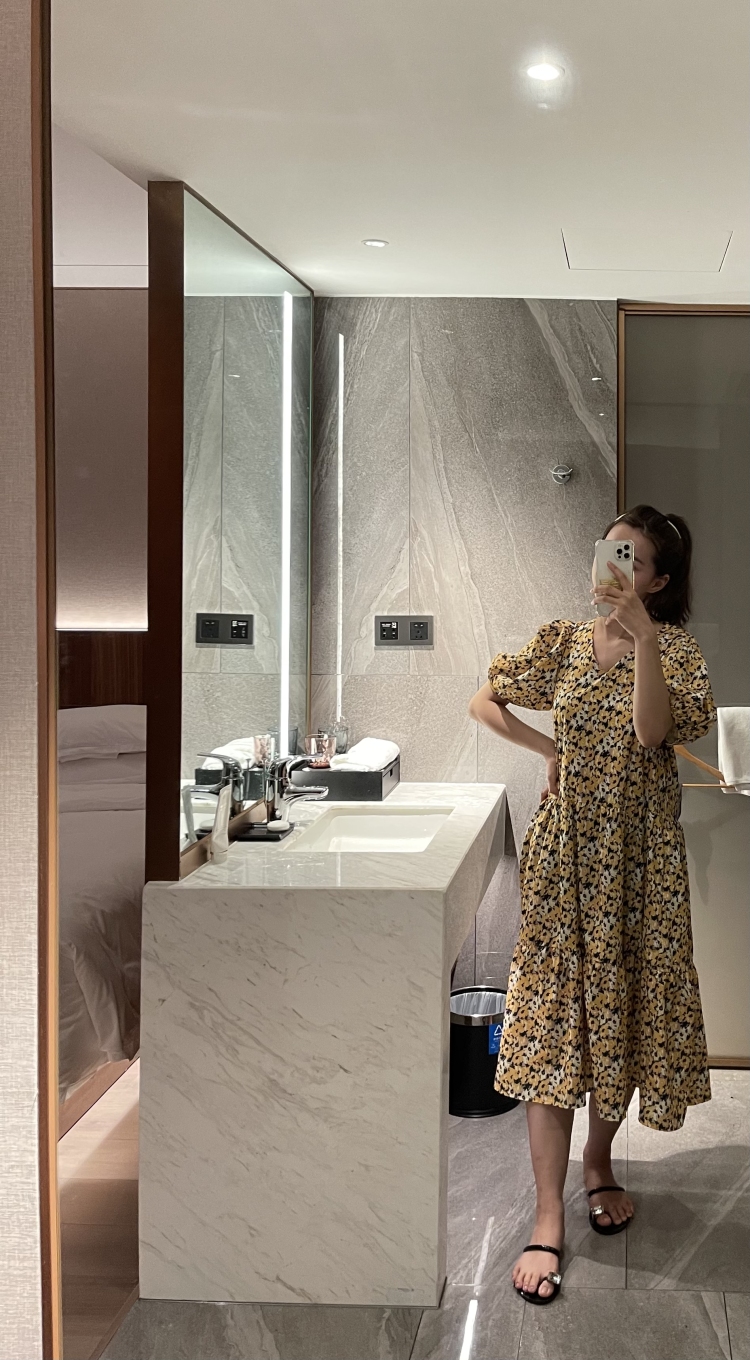 FAnGL-广东省·揭阳市·榕城区-***-素人接单|服装寄拍买家秀 饰品寄拍/探店打卡
身高:165
体重:51kg 有工作可以联系我