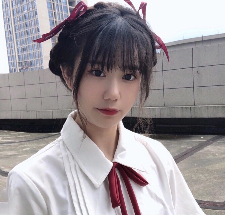 桥本环奈-湖南省·长沙市·雨花区-抖音微博***知乎-喜欢jk洛丽塔 本人身高160 体重90  需要模特寄拍的可以dd我！！我是新手