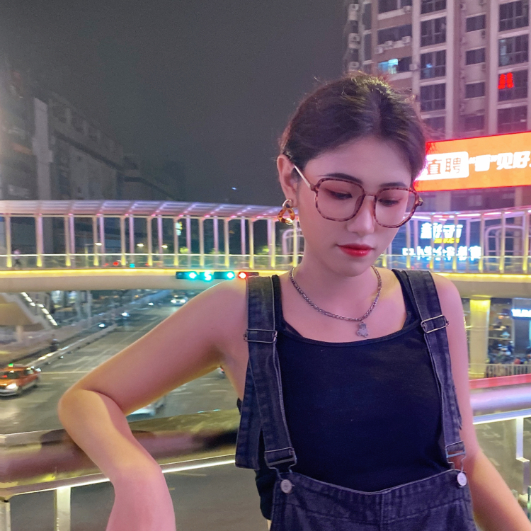 超乖-广东省·潮州市·湘桥区-微博 抖音 ***-在实习期间的学生
身高165体重110
会拍摄会批图
可以接买家秀
或者开箱视频等等