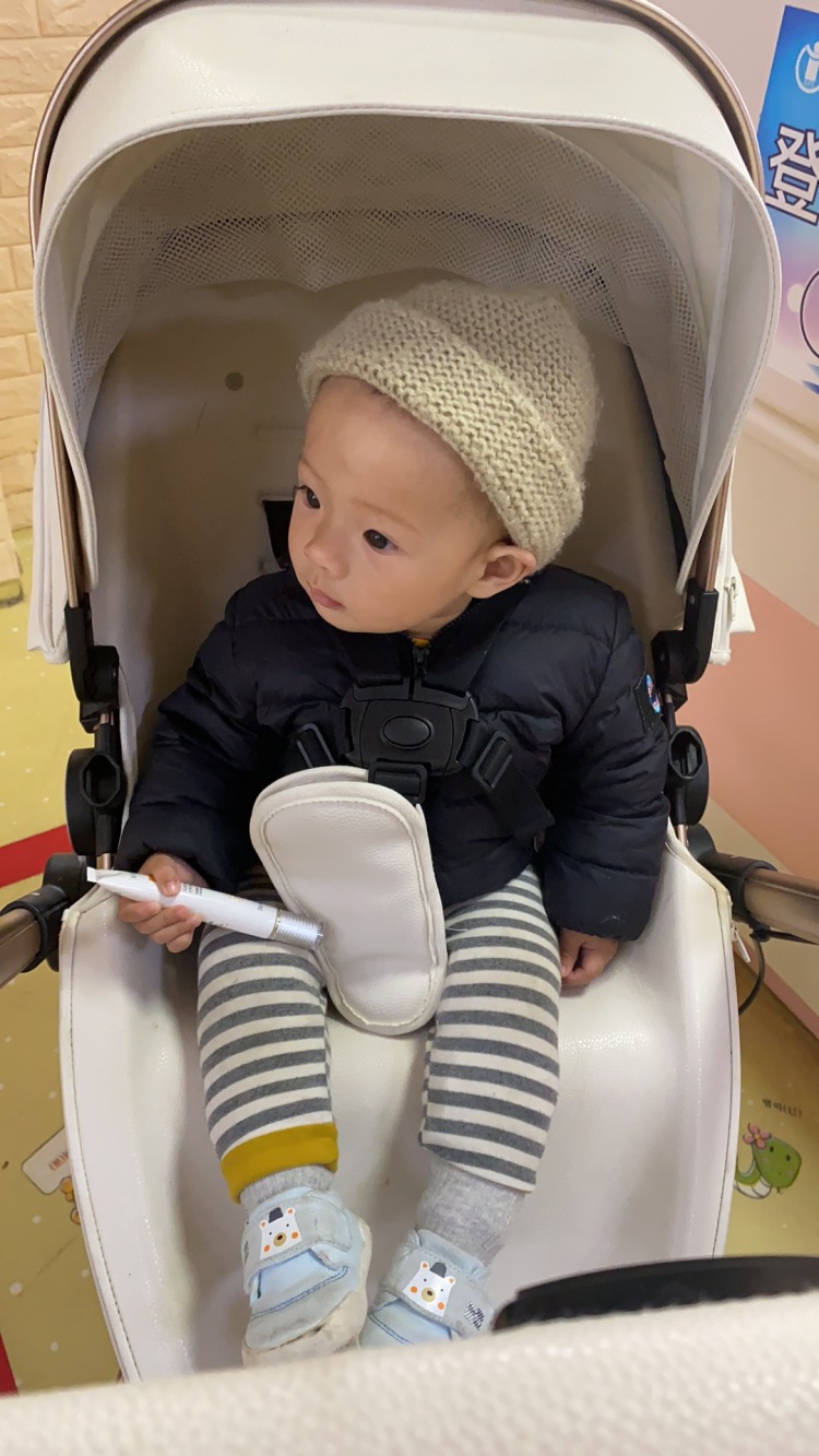 Mute-四川省·成都市·新都区--接拍童装,寄拍,买家秀,女装,亲子寄拍
宝宝1岁3个月 男宝