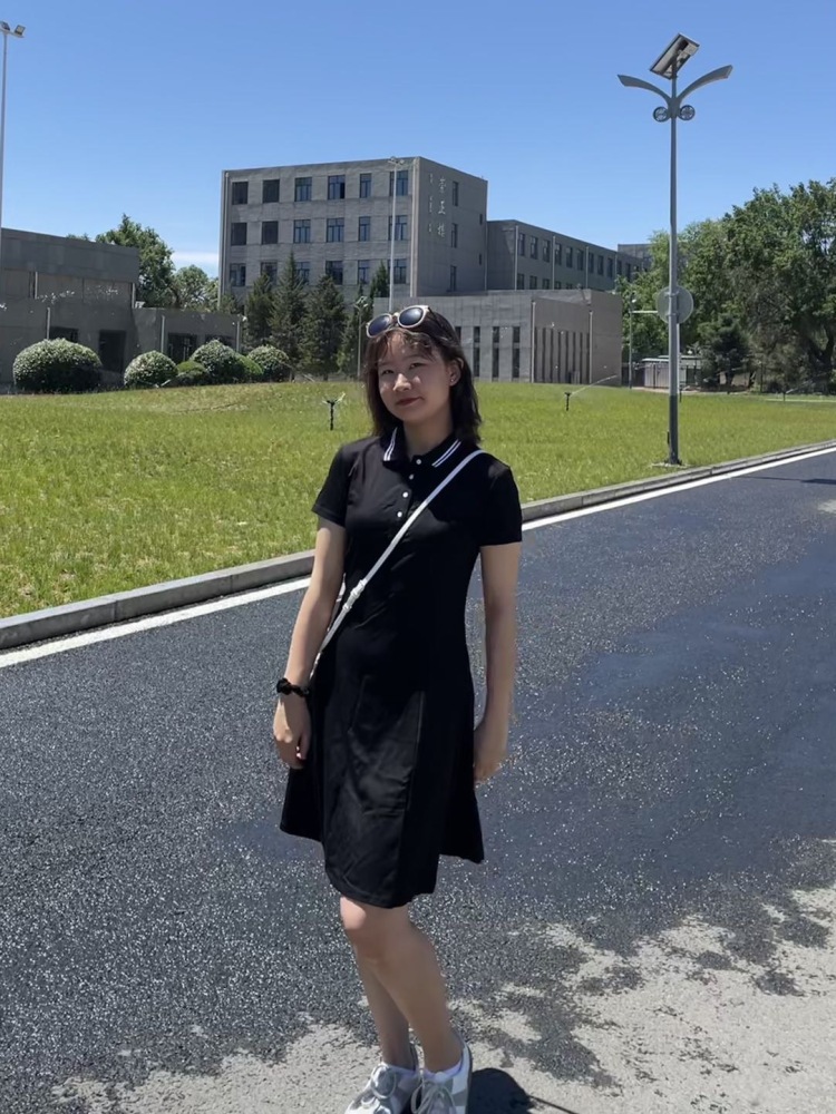 Www.-内蒙古自治区·鄂尔多斯市·乌审旗-抖音 微博 *** 快手-本人身高155体重92斤 是一名大学生 平时最大的兴趣就是买新衣服拍照片 也非常喜欢搞穿搭 可拍服装 帽子 鞋子 饰品类的买家秀 短视频 只接受寄拍哦