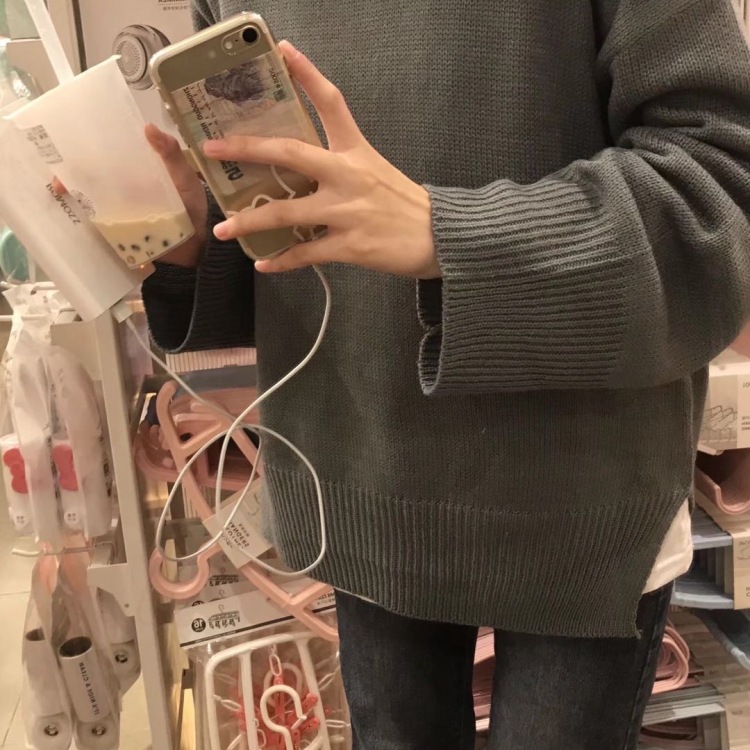 起床好难-安徽省·六安市·金寨县--是一名学生 不过已放假 在家做做副业赚赚奶茶钱和闺蜜一起逛逛街 希望商家康康我o
