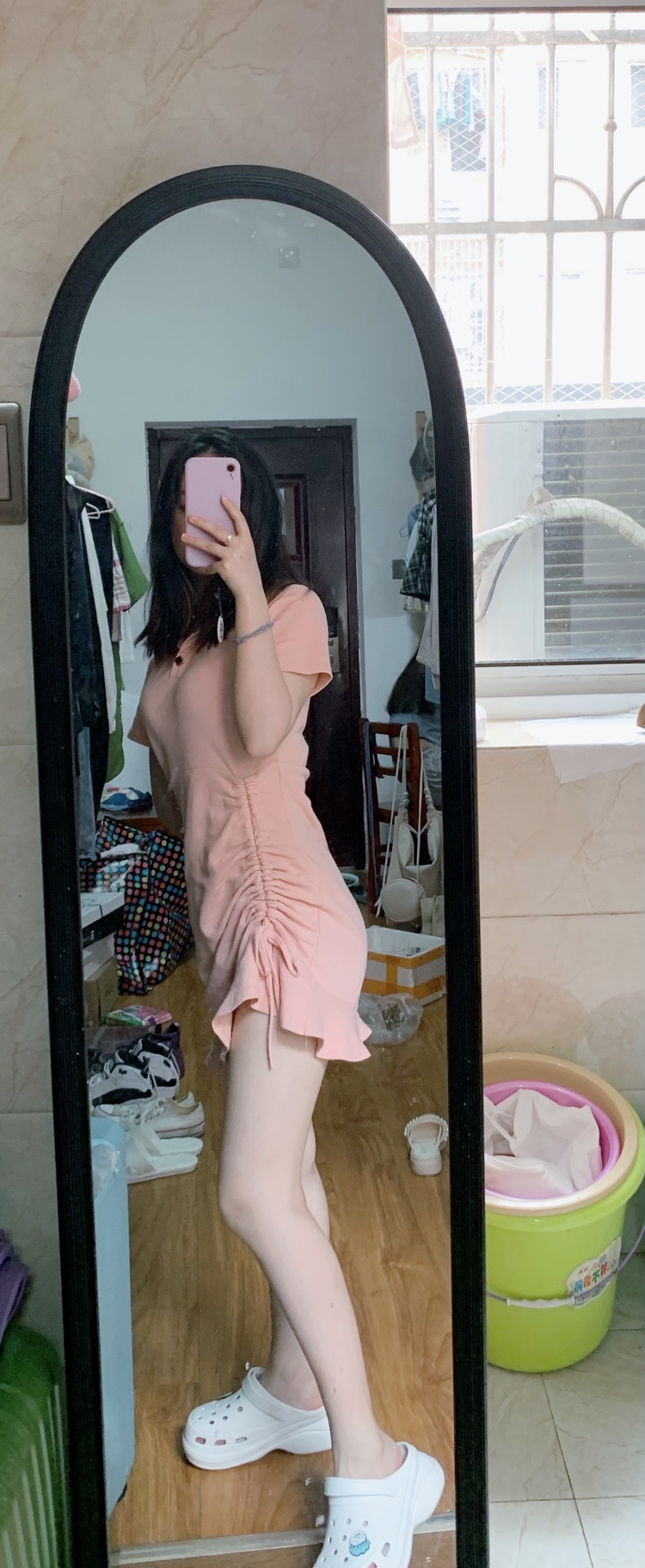 小晶-湖南省·长沙市·开福区-小晶-本人学生空闲时间很多 身高160 体重85 会拍照会p图更会摆拍 身材还可 想接衣服的单子 什么风格都可以驾驭
