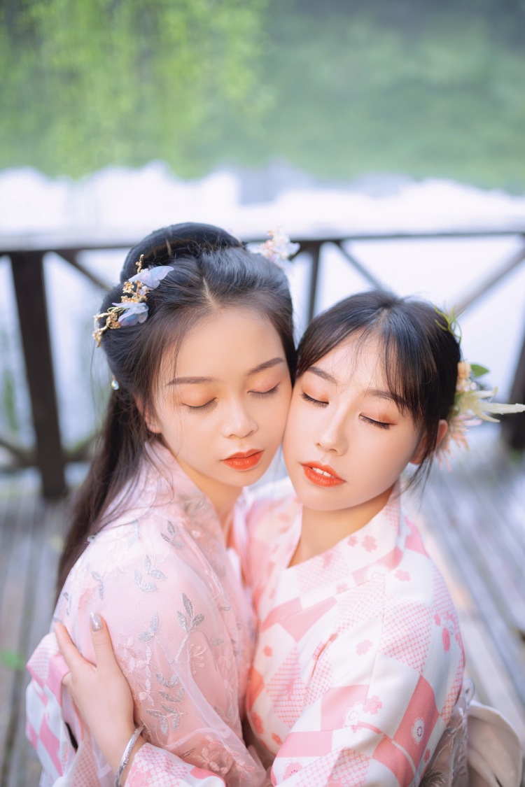 sweet bea🧸-湖南省·长沙市·岳麓区-抖音 ***-在校大学生同时也是专业舞蹈运动员,热爱健身与舞蹈,可接受寄拍,开箱测评种草,短视频录制种草,因为热爱健身,所以也接受运动类服装的寄拍。面容姣好,真诚合作,骗子勿扰噢,谢谢