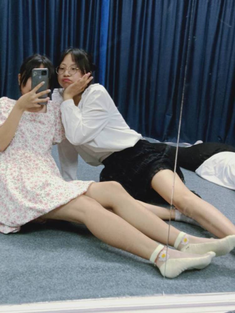 全幼儿园最帅-河南省·漯河市·舞阳县-抖音 快手-身高159 体重82g
可多种风格
会p图
有点可能就是腿了