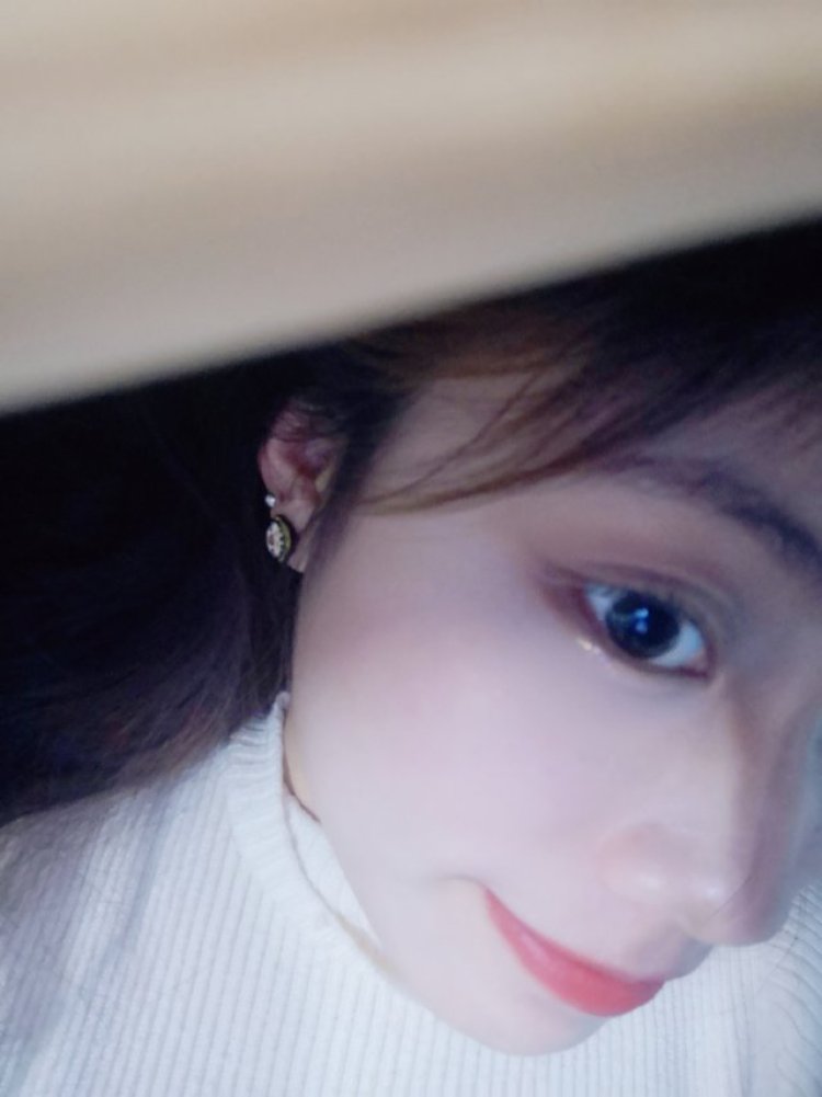 风-黑龙江省·哈尔滨市·道里区-抖音+微博-萌新一个,身高155 体重40kg,接寄拍、送拍、买家秀。可以接小个子的买家秀~风格可盐可甜,饰品寄拍买家秀也可~谢谢大家
