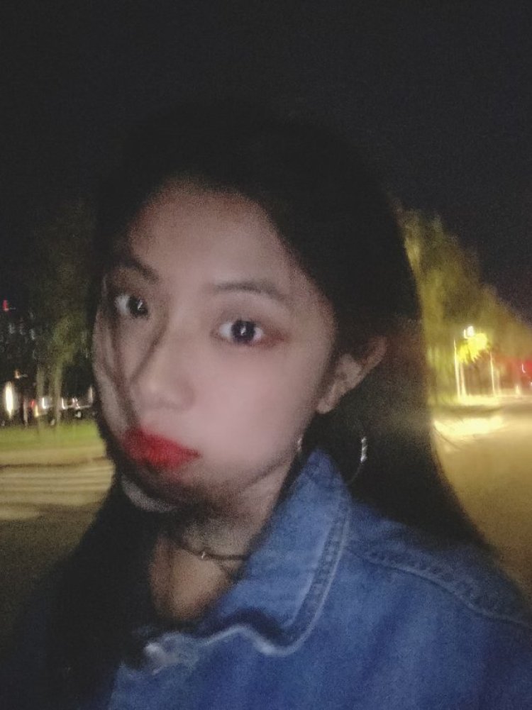 风-黑龙江省·哈尔滨市·道里区-抖音+微博-萌新一个,身高155 体重40kg,接寄拍、送拍、买家秀。可以接小个子的买家秀~风格可盐可甜,饰品寄拍买家秀也可~谢谢大家
