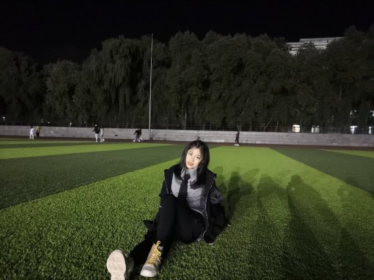 风-黑龙江省·哈尔滨市·道里区-抖音+微博-萌新一个，身高155 体重40kg，接寄拍、送拍、买家秀。可以接小个子的买家秀~风格可盐可甜，饰品寄拍买家秀也可~谢谢大家