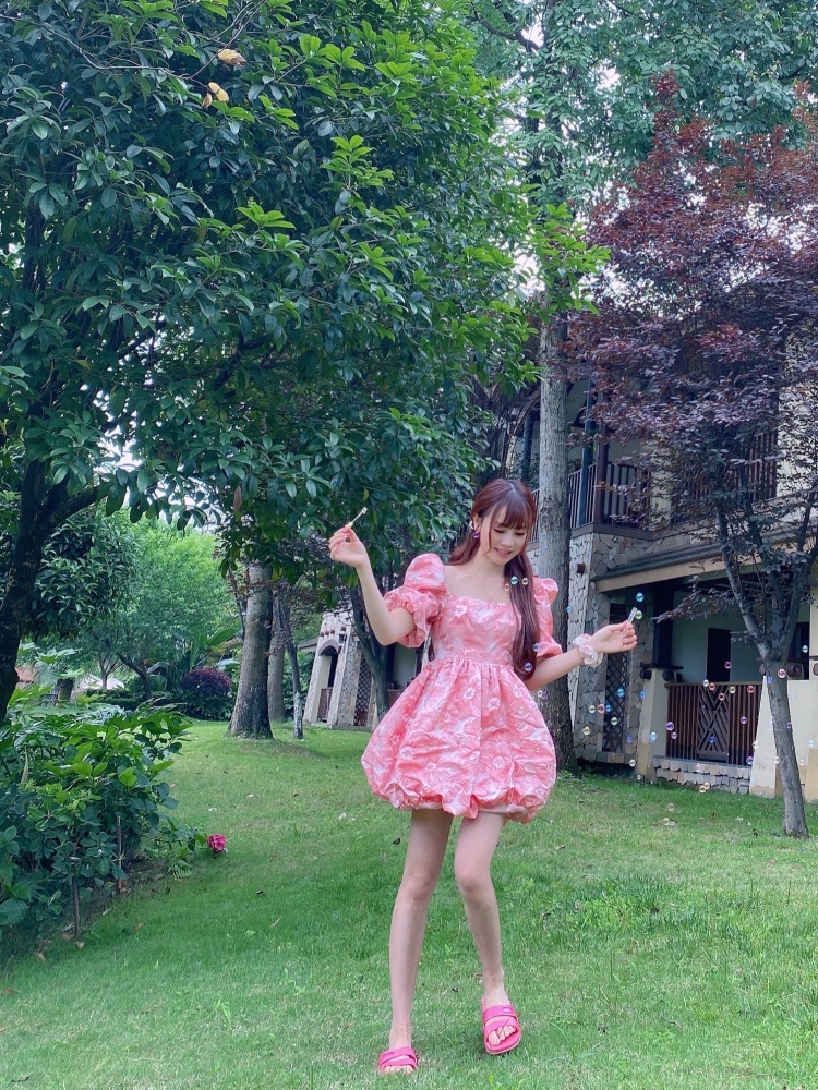 优优 🌸-四川省·成都市·蒲江县-抖音,微博,***-身高157,体重39kg,喜欢拍照,擅长各种照片及视频后期制作,各种探店打卡,时间充裕!