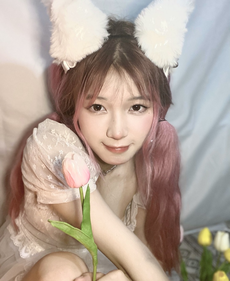 是苏喂酱-湖北省·武汉市·江岸区-抖音,微博-大家好,这里是苏苏
长期接寄拍/送拍/买家秀/探店/
本人有较多的合作经验
Dy2k+粉丝
风格多变可偏可爱,偏国潮,可盐可甜
接jk裙子,服饰优先
也🉑接其他
名字:苏苏
身高:162
体重:45k