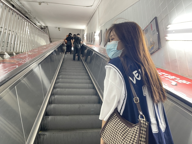 a蕾蕾-河北省·承德市·隆化县-抖音-想接素人网拍，买家秀，视频推广好物种草本人事少
会拍照会修图会穿搭
身高158体重83