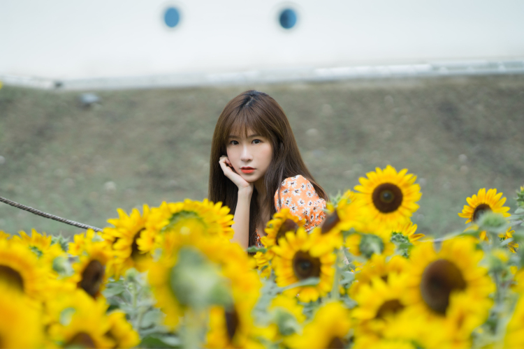 海伦 Helen 🌊-上海市·上海市·普陀区-***，抖音-主接服装饰品、化妆品买家秀、软文测评。短视频和探店也ok~价格可协商。
会穿搭会P图，具有较强审美～可驾驭各种风格。身高164，体重49kg