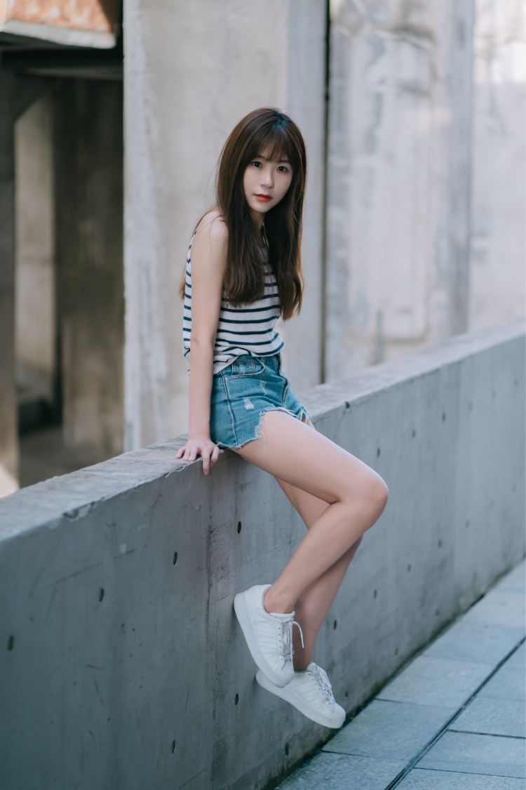 海伦 Helen 🌊-上海市·上海市·普陀区-***，抖音-主接服装饰品、化妆品买家秀、软文测评。短视频和探店也ok~价格可协商。
会穿搭会P图，具有较强审美～可驾驭各种风格。身高164，体重49kg