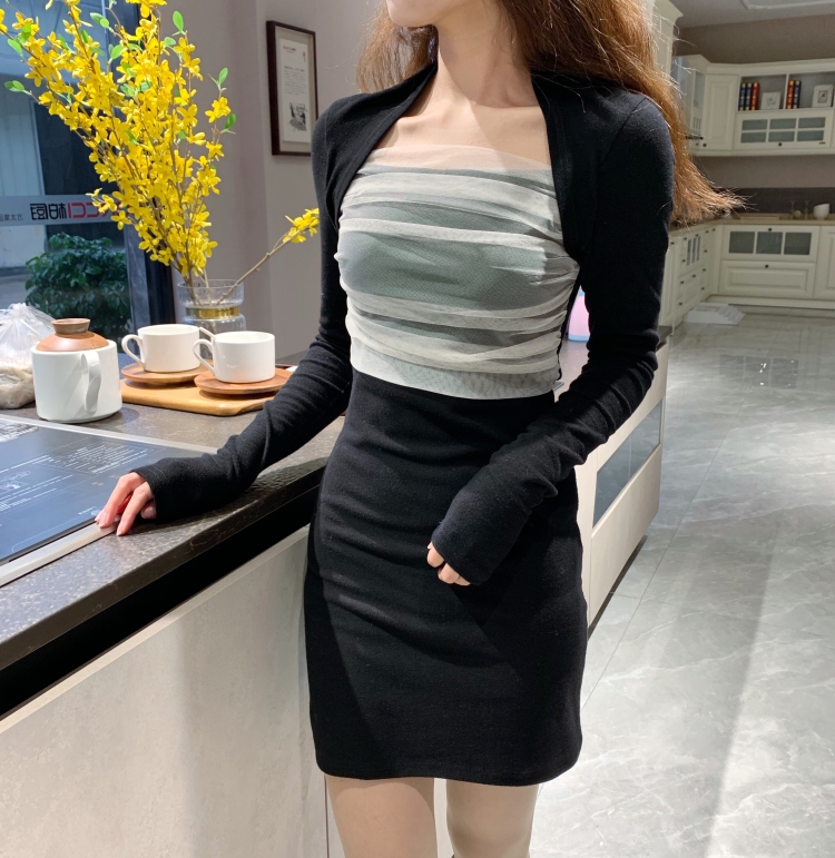 麓子-福建省·福州市·闽侯县--接寄拍 包包 t恤 饰品 裙子 鞋子等等都可
身高160体重47 认真负责风格多变拍照p图小能手