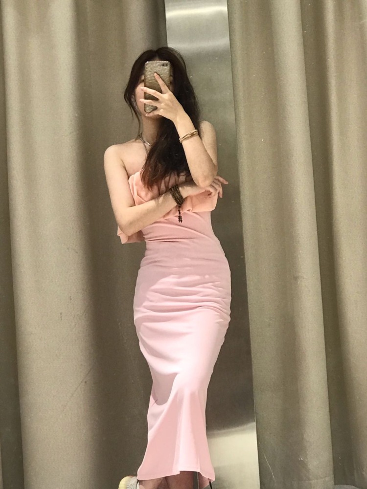 狗爷-湖南省·长沙市·芙蓉区--身高165cm，体重：92
在服饰店经常拍模特图
在***也有穿搭分享
有良好穿搭技巧懂得搭配
会p图有一定的审美观