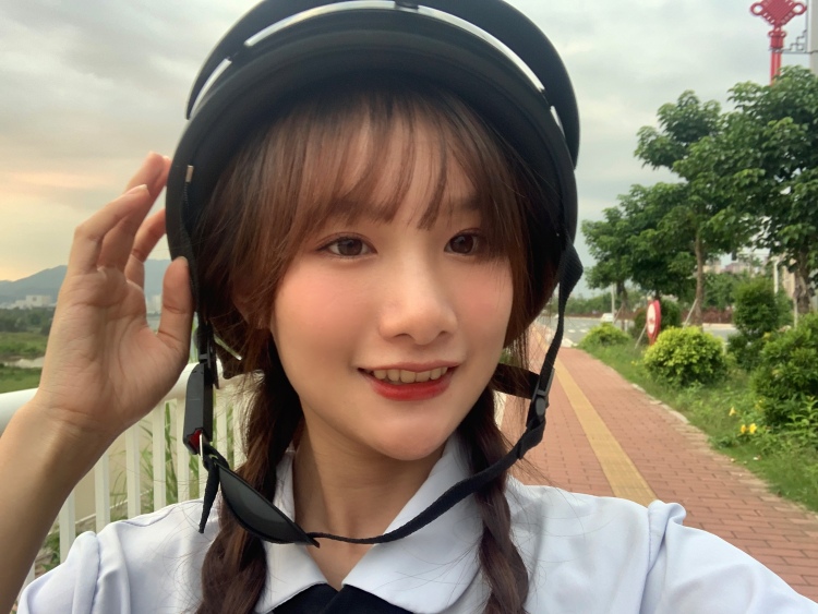 flow-广东省·清远市·连山壮族瑶族自治县-抖音微博***-我的兴趣爱好是拍视频拍照片，我喜欢开箱测评，新媒体运营等方面的合作
