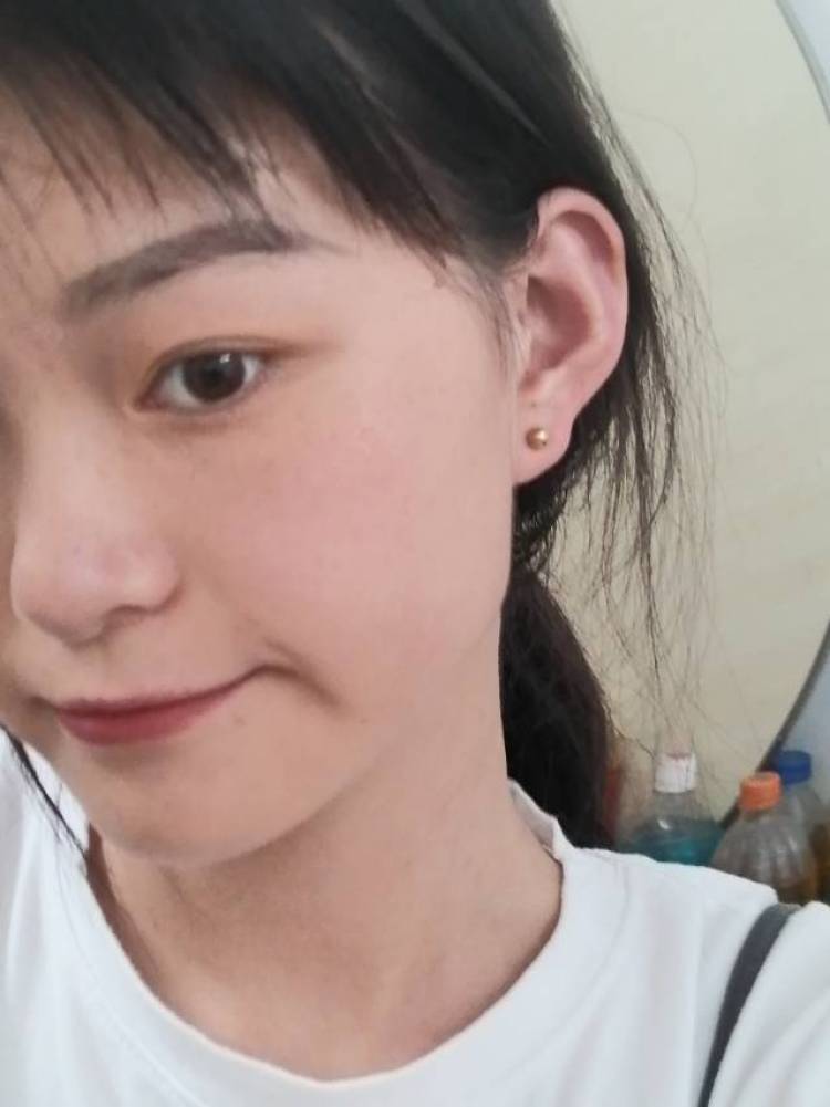 哈哈哈-河北省·唐山市·滦州市-微信-性别女,会化妆拍照且技术不错,拍摄可以外出采景,淘宝拼多多支付宝都可以用且信誉良好,抖音快手都有账号可以分享视频