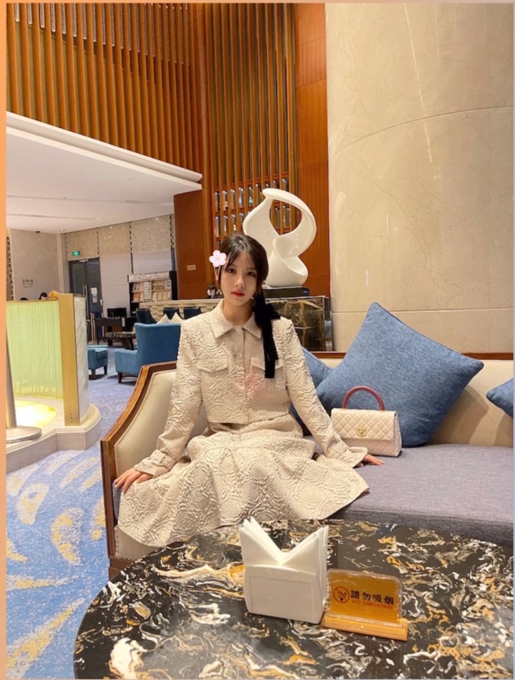_belief-江苏省·苏州市·吴江区--网红湾的朋友们大家好呀～本人可接服装，护肤品，美妆，零食等寄拍～诚信服务^ω^