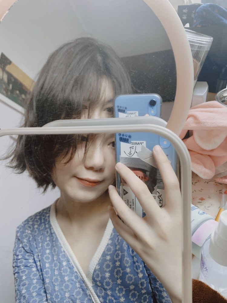 小樱-四川省·成都市·成华区--可寄拍、模特。168cm，48kg。风格多变，可温柔可爱甜酷