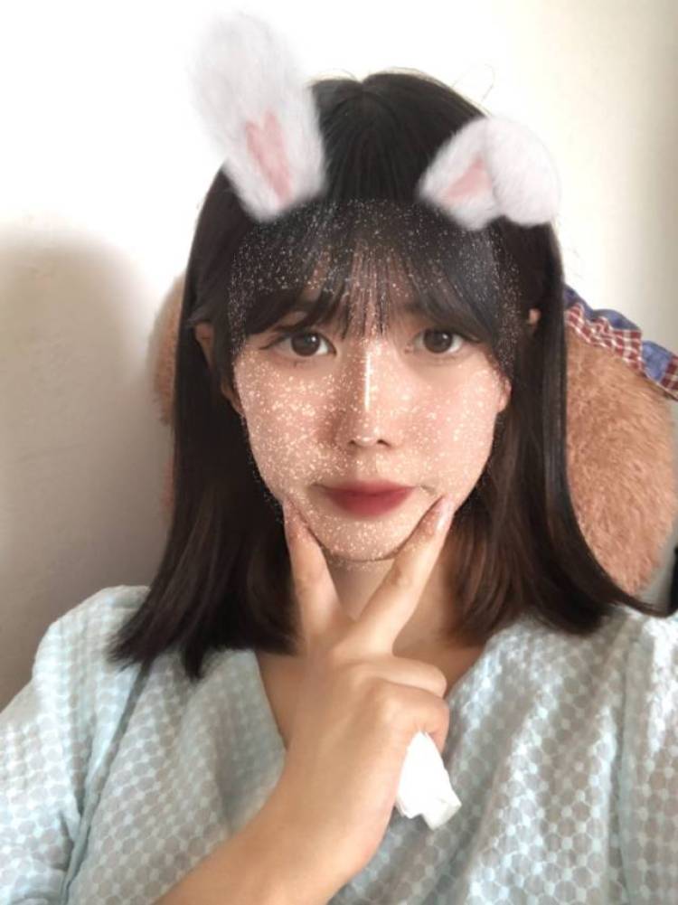 铃屋什造-宁夏回族自治区·吴忠市·利通区--学生党 时间充裕  有时间有耐心
爱拍照爱穿搭  擅长批图
接各种网拍买家秀  愿意尝试各种推广
性格好 好沟通  欢迎砸单
身高167  体重47公斤