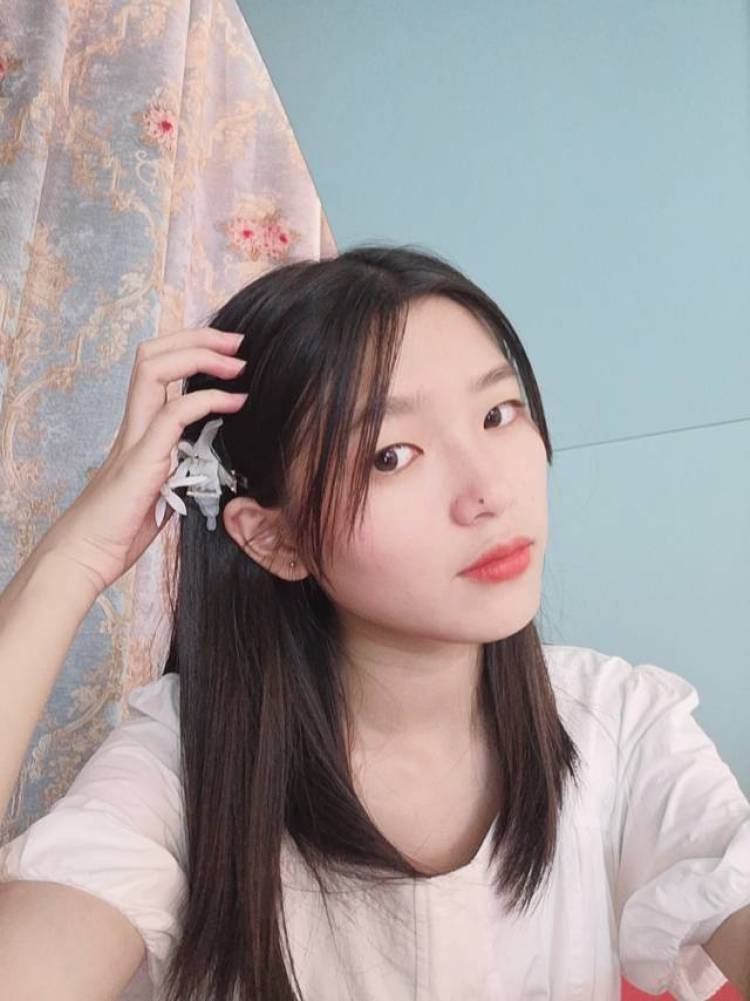 那就好好努力-浙江省·杭州市·富阳区-抖音-接寄拍 会修图 会拍照
衣服 包包 项链 耳钉 手链 美瞳……都可噢
身高160 体重41kg