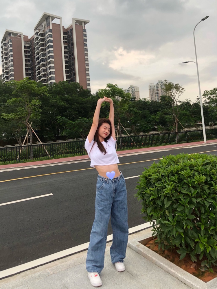 猪妮-广东省·江门市·蓬江区-抖音微博***-大学生 平时爱拍照 爱探店 零经验 想要接寄拍/探店打卡/开箱测评的单等等 想要赚取一点零花钱～