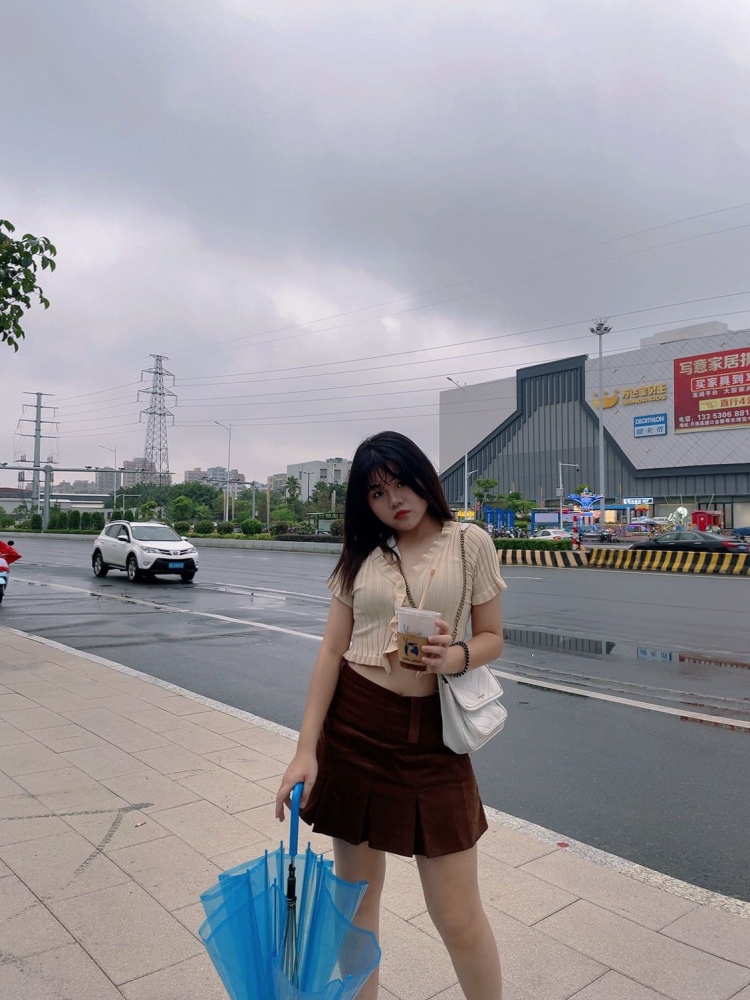 7-广东省·汕头市·潮阳区-抖音微博***-本人服装寄拍 儿童也可以/有侄女 软妹
风格:微胖 辣妹 休闲均可
各位需要的老板可以联系