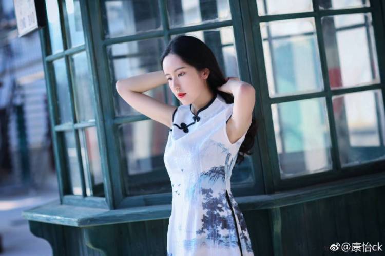 Victoria-安徽省·铜陵市·铜官区--服装拍摄
摄影 婚纱摄影
商拍
约拍模特
身高170 体重50kg 鞋码 37
实地拍摄需包路宿