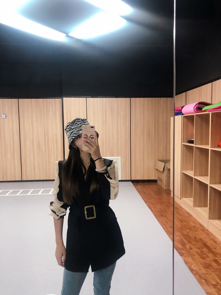 🍃Eʟɪᴀᴜᴋ-北京市·北京市·朝阳区-抖音 -我是一名舞蹈老师➕有着3年经验的主播,希望素不相识的您能给我一次与您一起合作的机会,我们的目的是共赢,希望你能发展我美丽皮囊下的人格魅力和有趣的灵魂!期待与您的合作🤝(非诚信人勿扰)