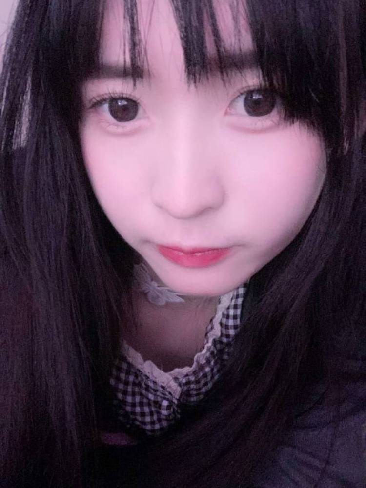ᯤ ʸ ᵒ ᵘ-四川省·自贡市·自流井区-抖音-特别喜欢拍照，拍摄的照片可精修，擅长p图，小个子模特，现在校大学生时间充裕随时可拍，有拍摄经验.效率快，积极向上，性格乐观开朗脾气好，净身高158，体重92，风格不定，可甜可御，期待与商家的长期合作～