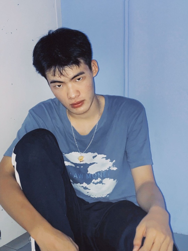 erhhui-广东省·深圳市·罗湖区-快手-会修图   会短视频编辑
上传快手视频分享
大多接服装寄拍