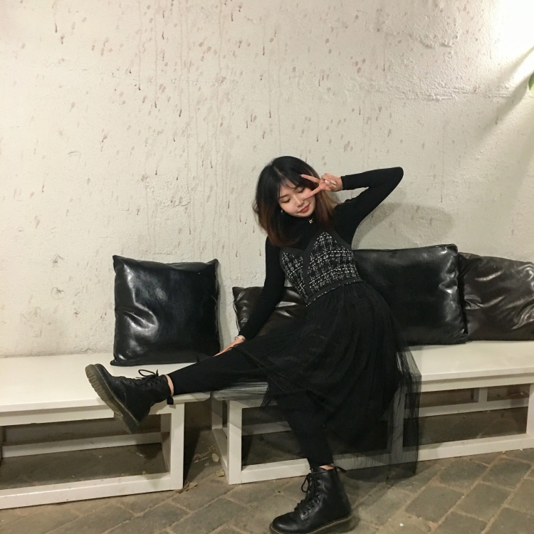 婷婷-云南省·德宏傣族景颇族自治州·芒市-抖音，***，微博-可接寄拍、买家秀、送拍、探店、种草。会修图，爱拍照。
蹲靠谱商家，希望我们都是彼此寻找所需要的人，希望我们之间能有完美且认真的合作。