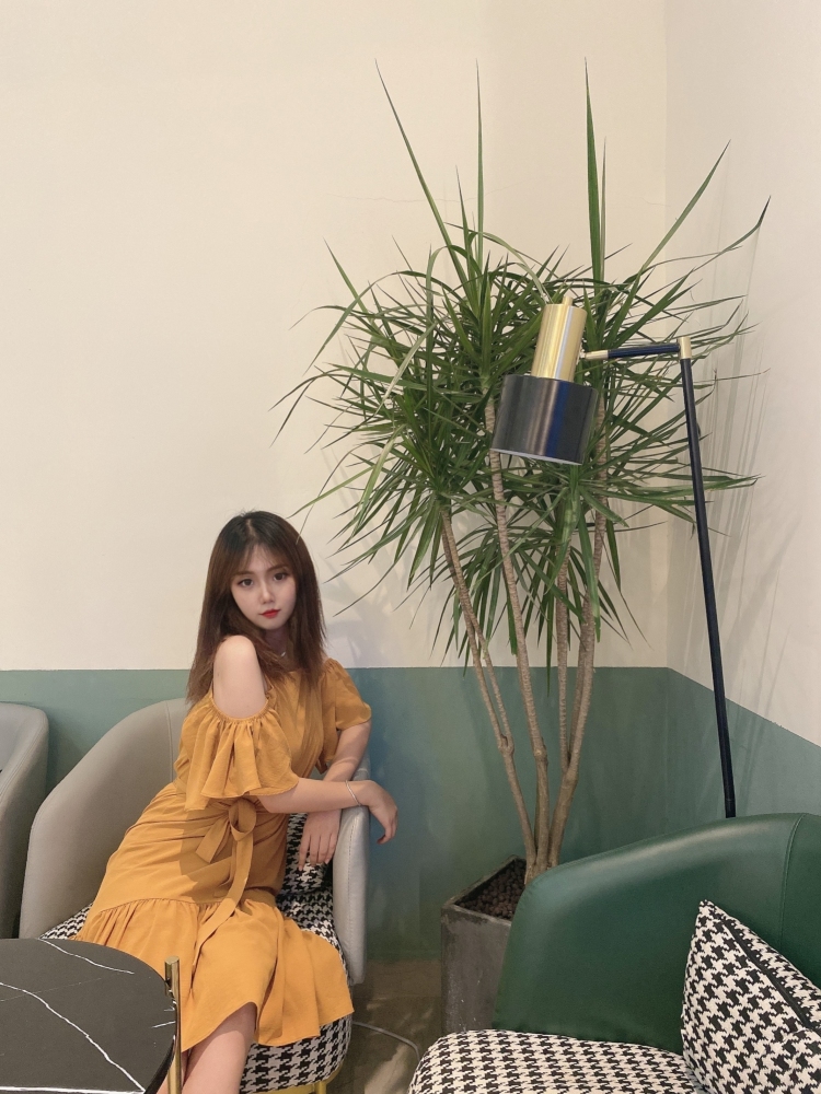 婷婷-云南省·德宏傣族景颇族自治州·芒市-抖音,***,微博-可接寄拍、买家秀、送拍、探店、种草。会修图,爱拍照。
蹲靠谱商家,希望我们都是彼此寻找所需要的人,希望我们之间能有完美且认真的合作。