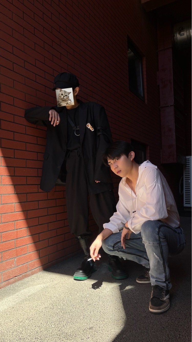 dannyli -广西壮族自治区·南宁市·西乡塘区--表演生
身高175
体重120
年龄20
接寄拍 会拍照 会修图