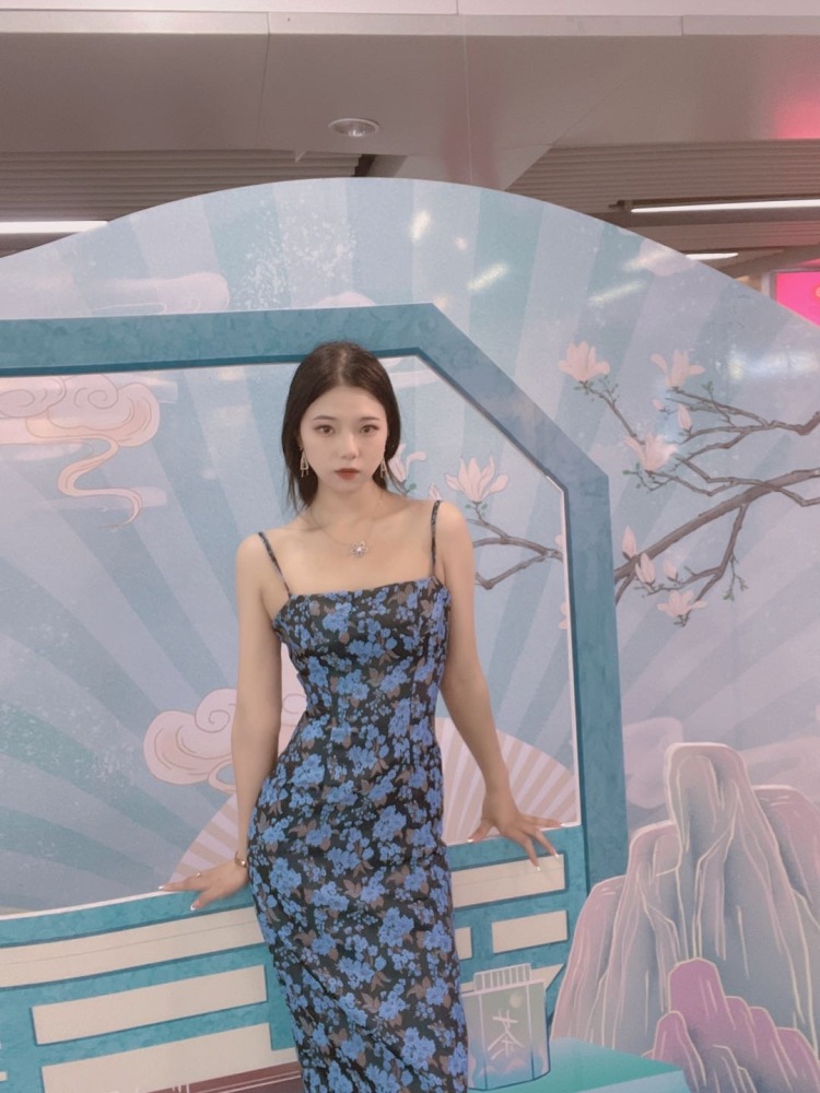 四季姐姐-浙江省·杭州市·余杭区--买家秀,寄拍,各类服装可以驾驭,身高167体重98,服装帽子配饰都可接