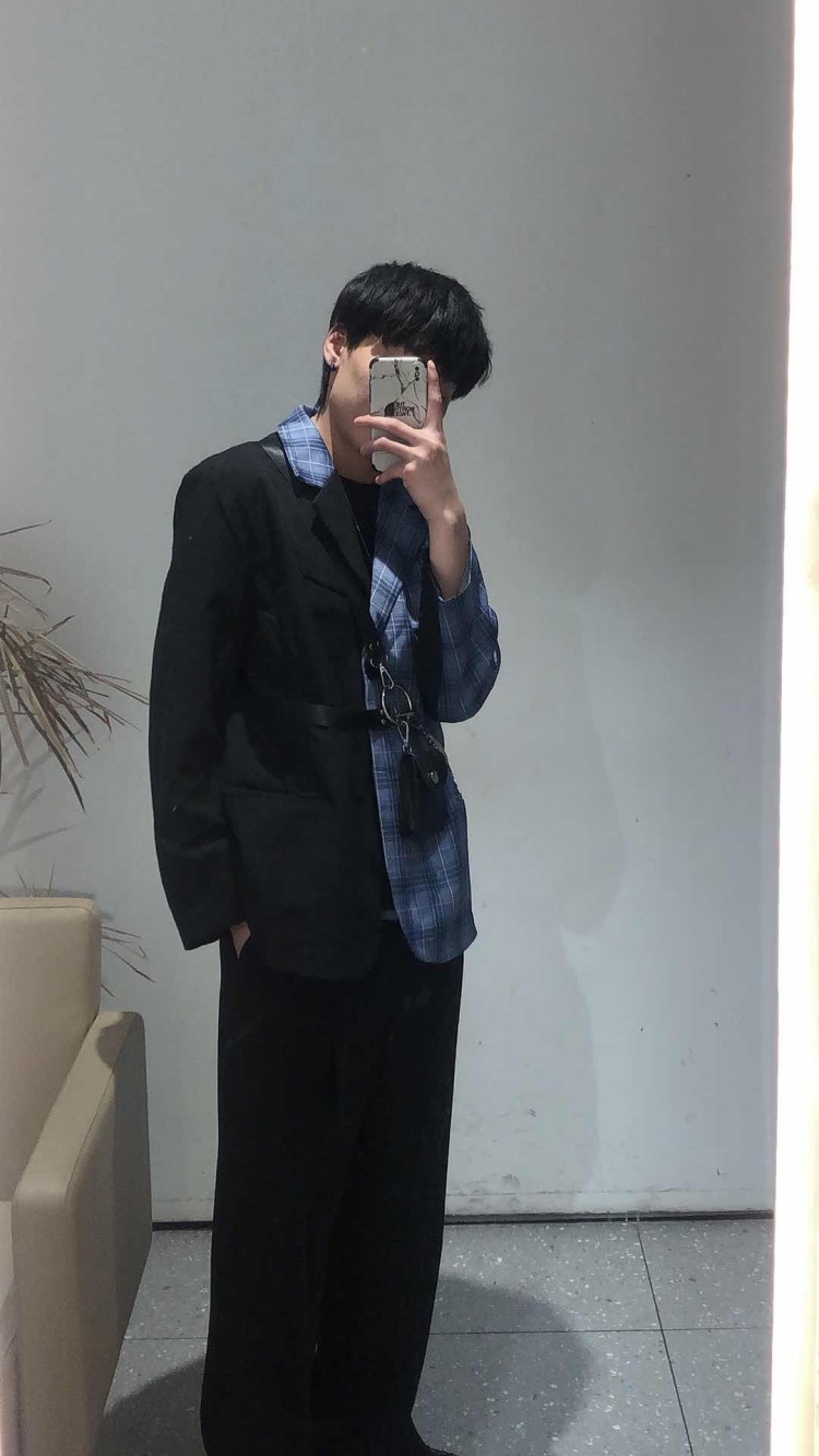 Mr.Chen-重庆市·重庆市·江北区--接服装寄拍 送拍 买家秀 最好是拍照的 会搭配 有意私