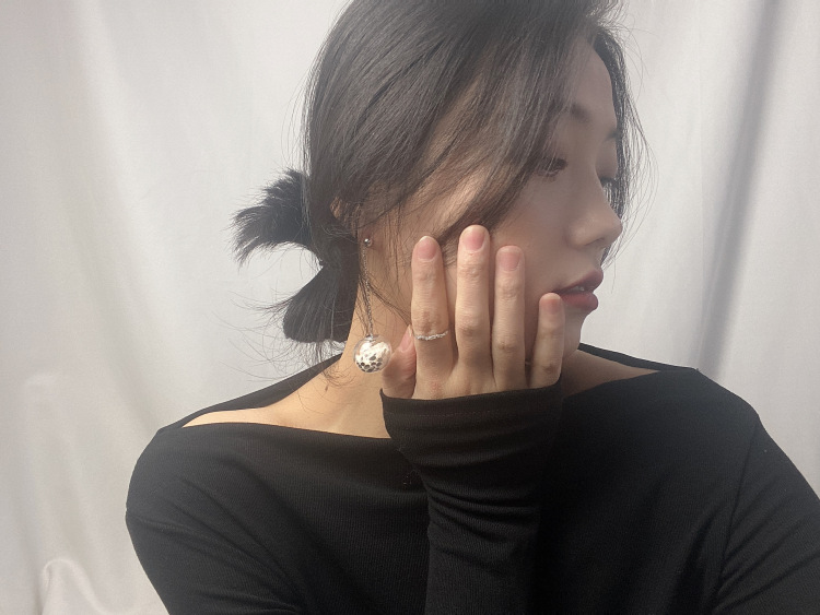 👗👗岳岳👗👗-河北省·石家庄市·新华区--一个长相不普通的普通女孩,喜欢拍照,摄影!
接单范围:买家秀、免费试用、开箱测评、探店打卡,种草笔记软文创作及发布。