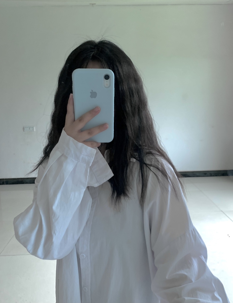 Lik--江西省·宜春市·万载县-*** 快手-大家好！平时自己喜欢拍照，擅长修图，认为可以完成这个技能，呈现好的效果，所以想从事这个行业，可以买家秀，寄拍等等，有适合可以联系我谢谢！