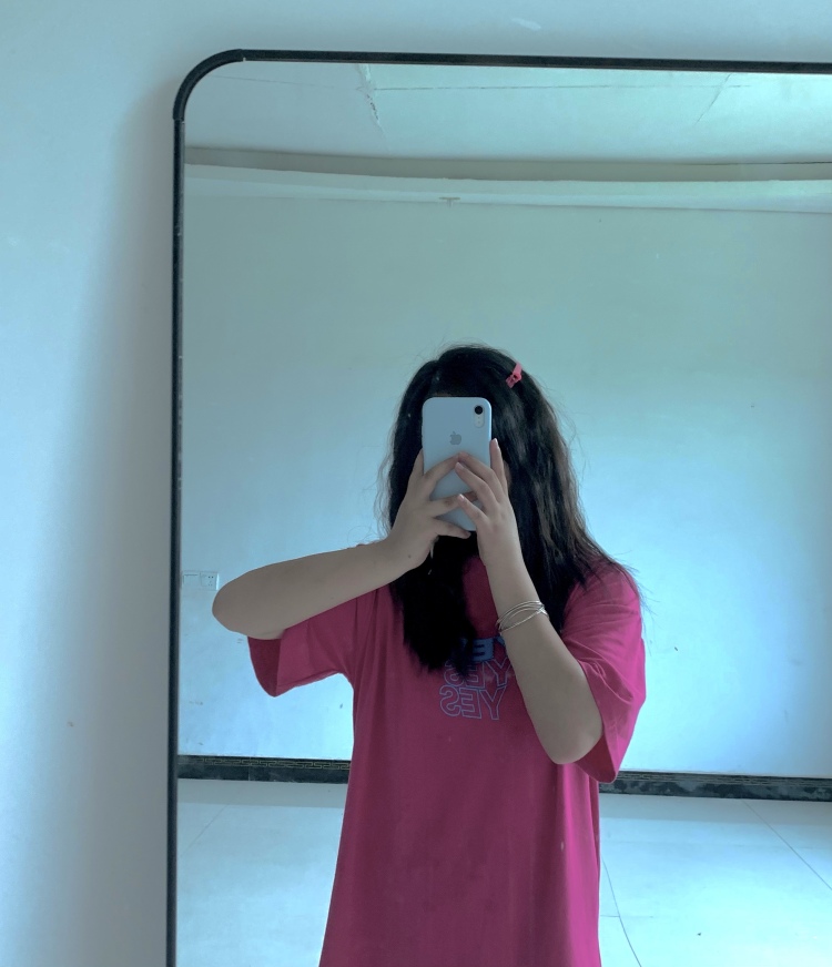 Lik--江西省·宜春市·万载县-*** 快手-大家好！平时自己喜欢拍照，擅长修图，认为可以完成这个技能，呈现好的效果，所以想从事这个行业，可以买家秀，寄拍等等，有适合可以联系我谢谢！