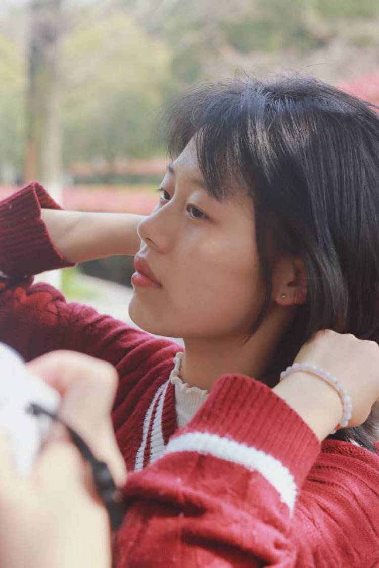 橘子-江苏省·常州市·武进区--大学生兼职  有照相机 有一点摄影和穿搭基础 
可尝试很多风格
欢迎找我寄拍/买家秀