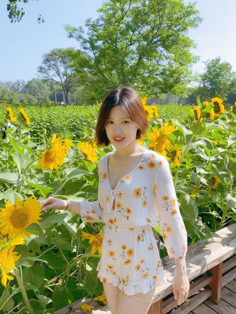 万能莱💕Lavinia-北京市·北京市·朝阳区-抖音 微博 ***-167 99 出图快
接寄拍 各类
北京地区可约拍
北京美食探店 母婴类
大众v7 
爽快 好交流优先