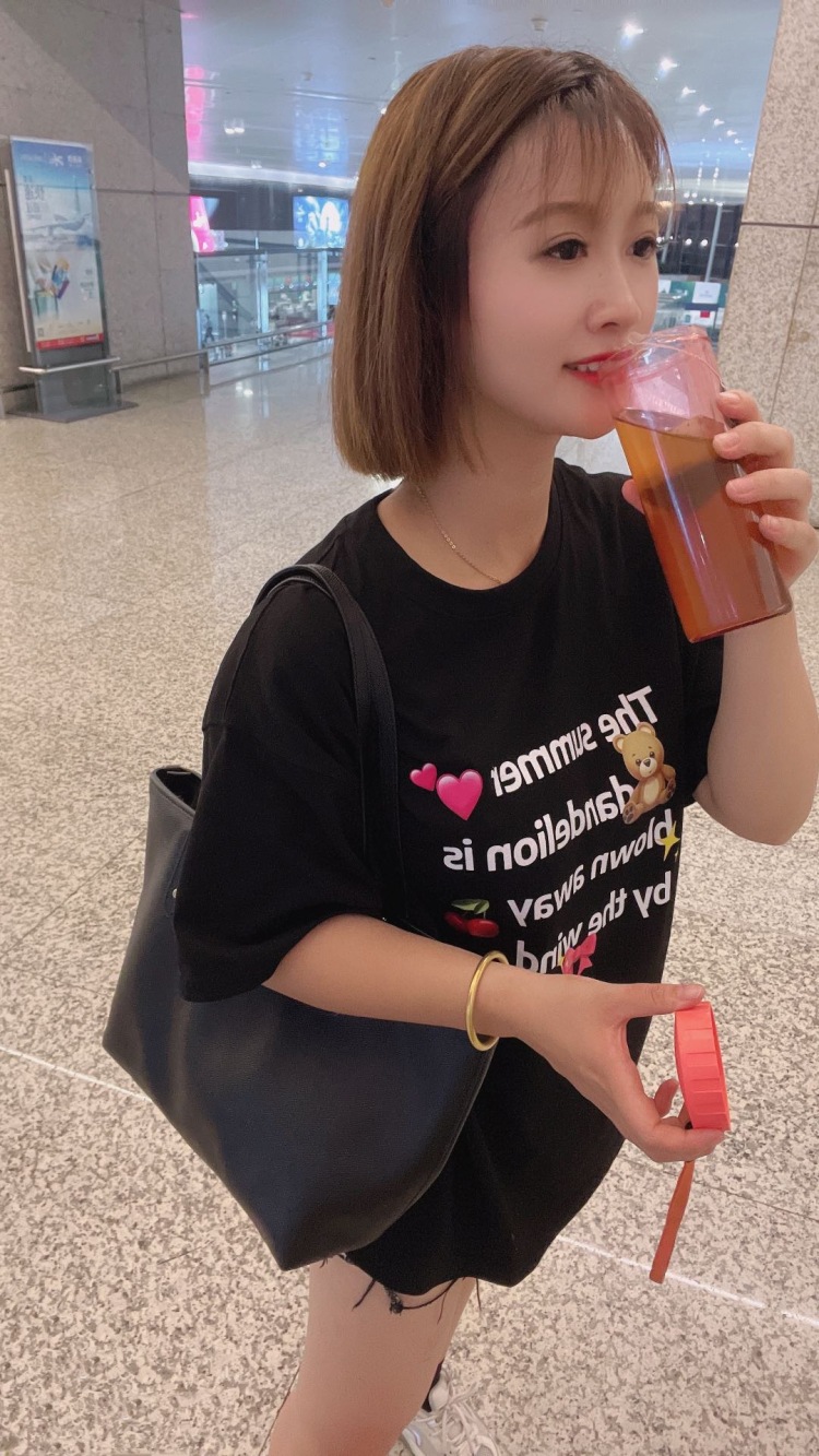 💄羽西、小美👄-山东省·济南市·槐荫区-抖音快手***-喜欢拍照,视频,寄拍,种草都可以。诚信第一,出图快,不敷衍。