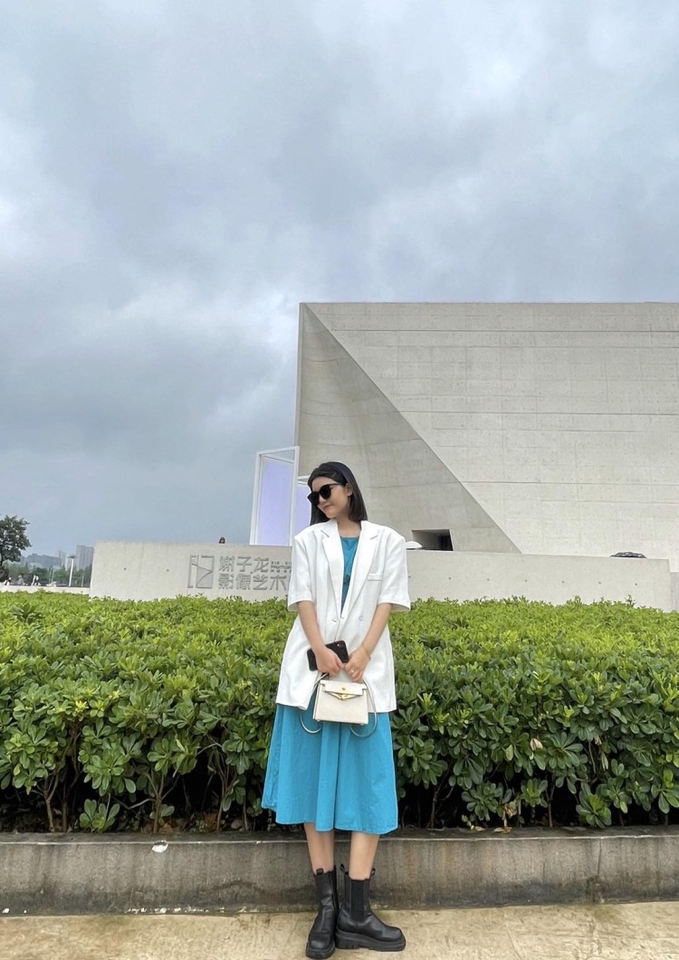 A小莫🎀-广东省·广州市·越秀区-抖音/***-喜欢拍照,喜欢旅游,平时都会去网红点打卡拍照,出去旅游也会拍很多照片记录,寄拍,探店都🉑️联系我